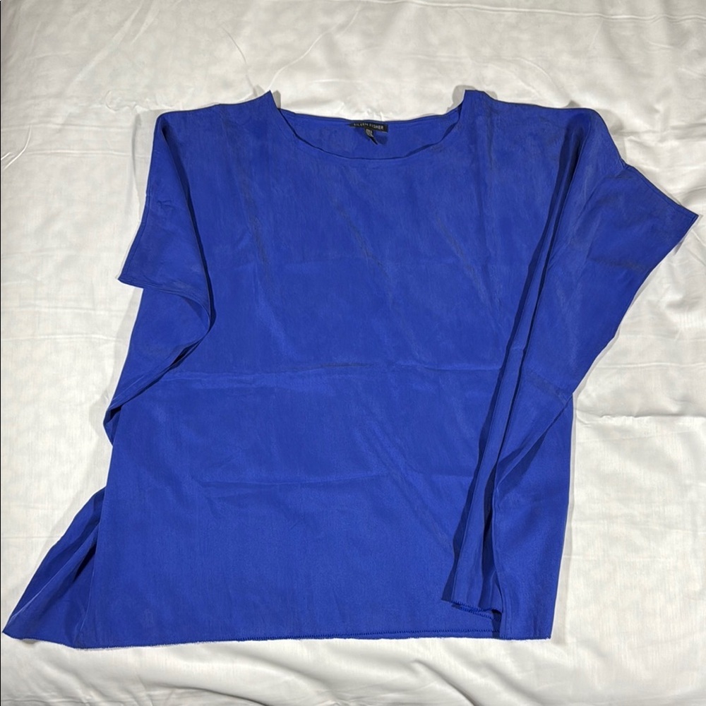NWOT Eileen Fisher Blue Boxy Top Lyocell + Recycled Polyester